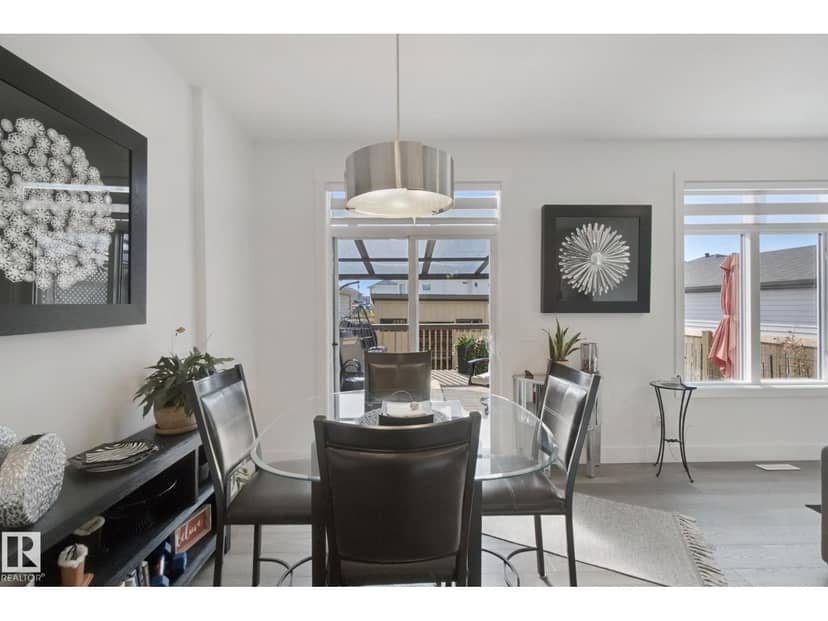 153 Cavanagh CM SW — photo 11 of 40