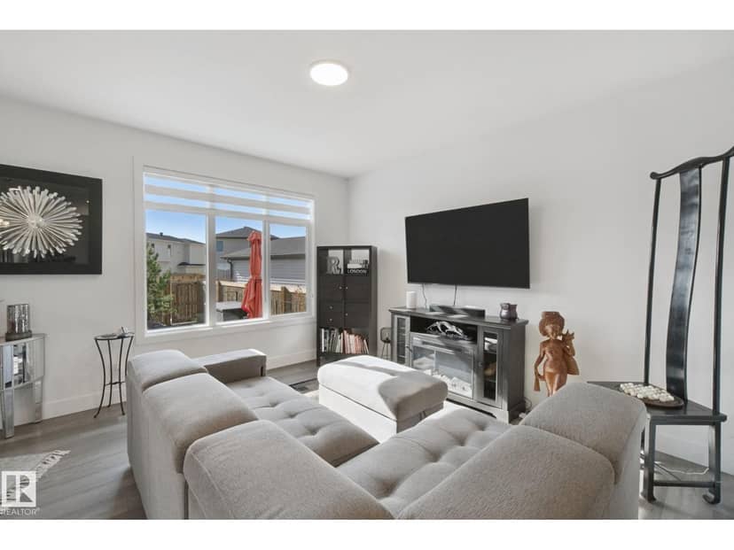 153 Cavanagh CM SW — photo 14 of 40