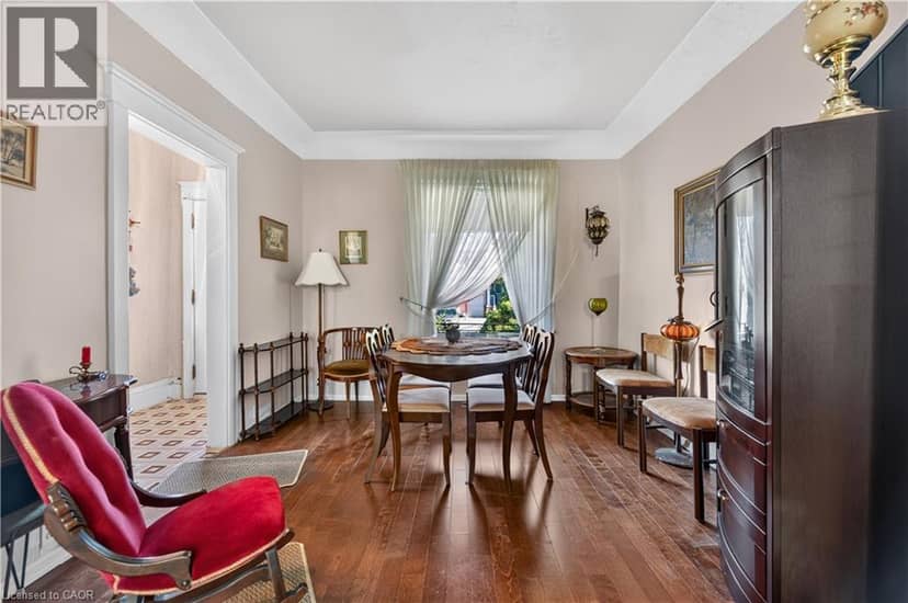248 SAINT CLAIR Boulevard — photo 4 of 15