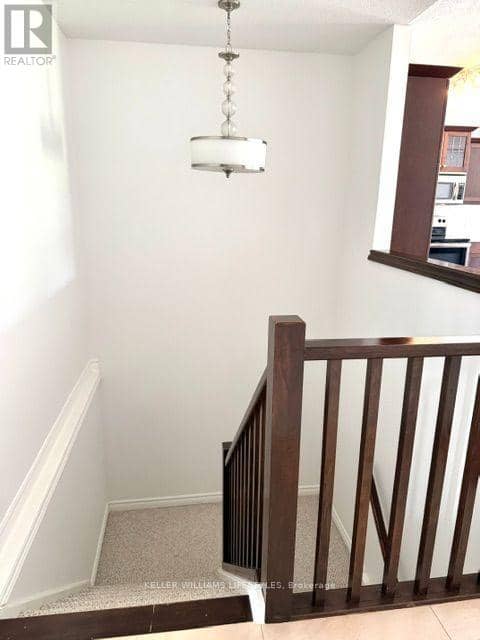 2090 Denview Avenue — photo 9 of 40