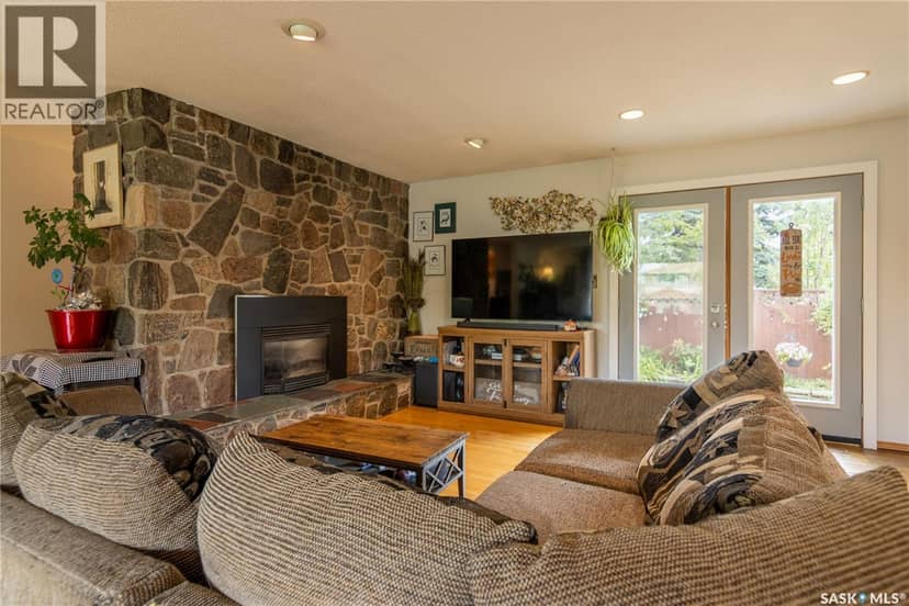 517 East DRIVE — photo 35 of 40