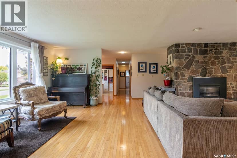 517 East DRIVE — photo 38 of 40