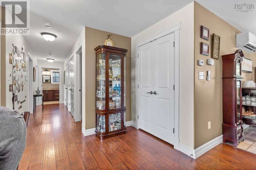 107 Orchard Drive — photo 16 of 40