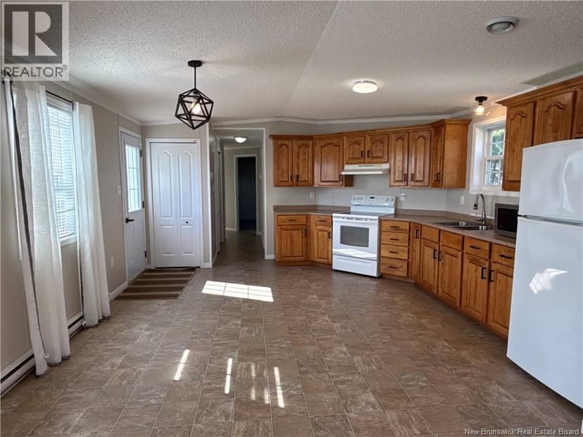 715 Williston Drive — photo 5 of 17