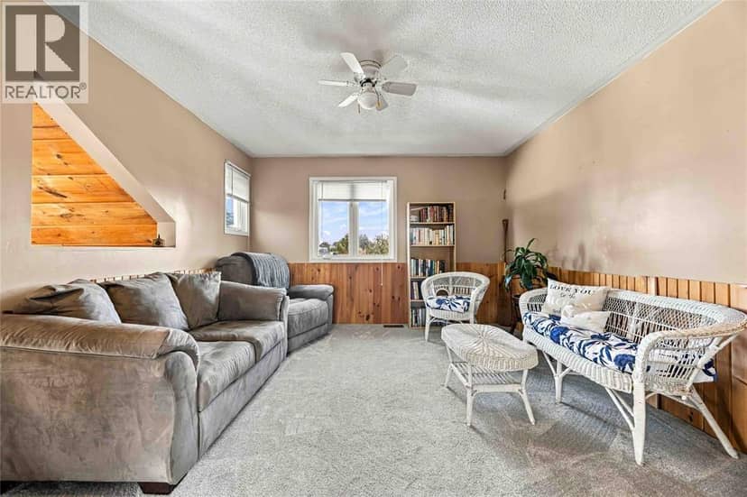 54 Napoleon Street — photo 23 of 40