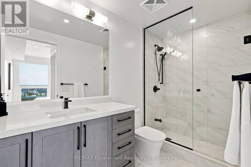 707 - 2450 Old Bronte Road — photo 16 of 37