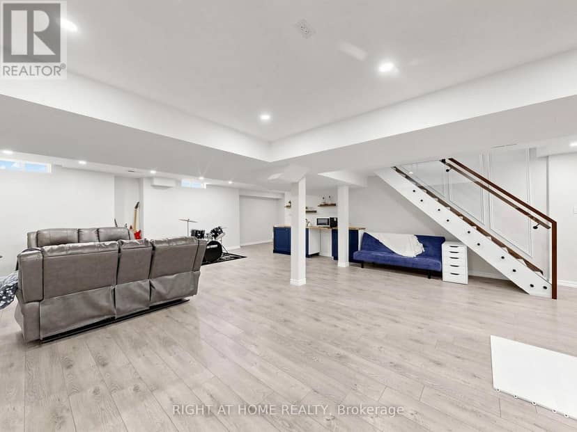 89 Greenwood Road — photo 37 of 40
