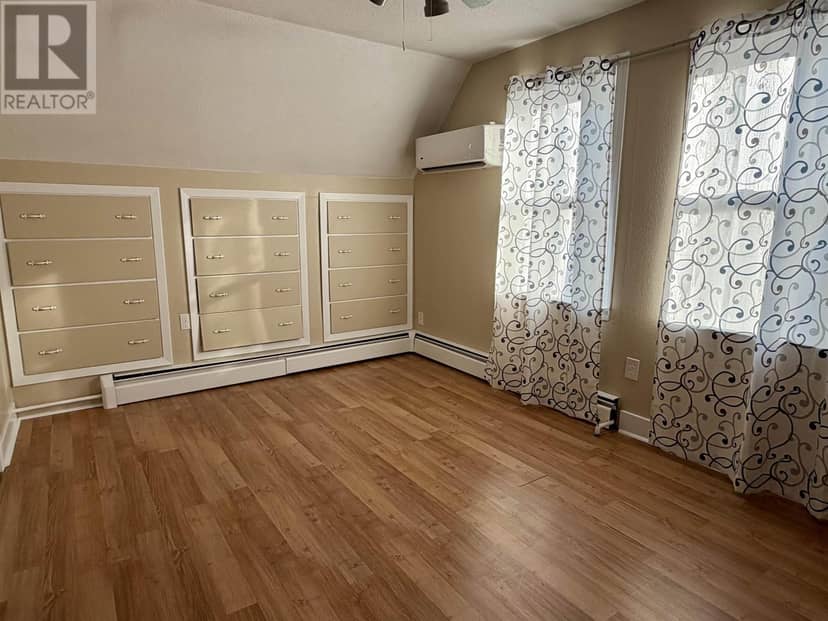 16 Rosewood Avenue — photo 16 of 40