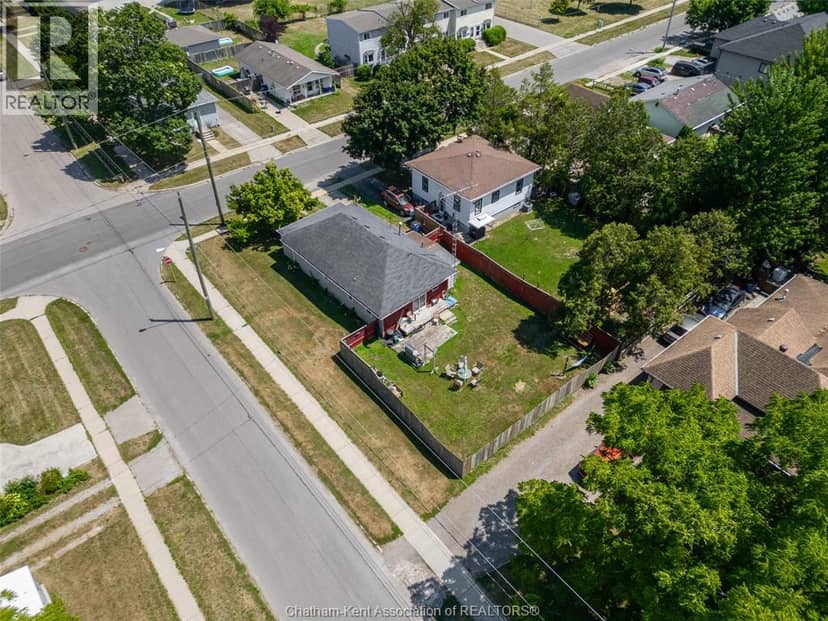 252 Wellington STREET East — photo 26 of 26