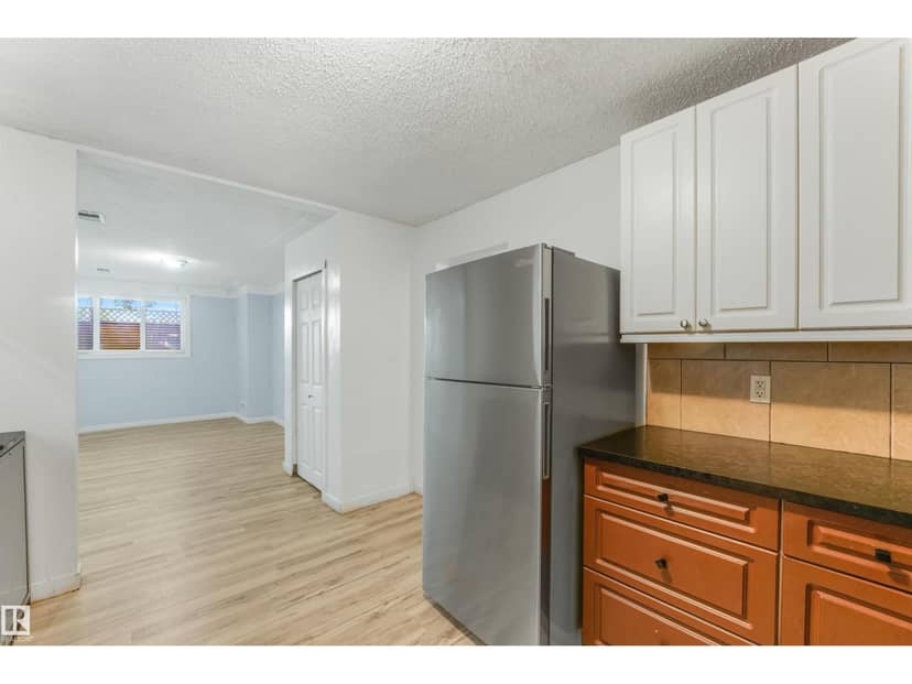 9347 105 AV NW NW — photo 40 of 40