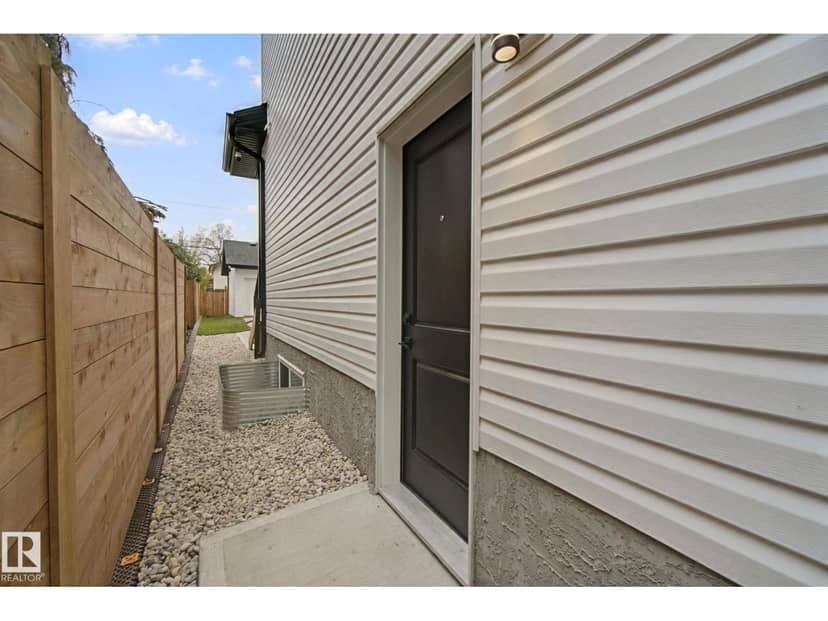 11320 91 St. NW — photo 39 of 40
