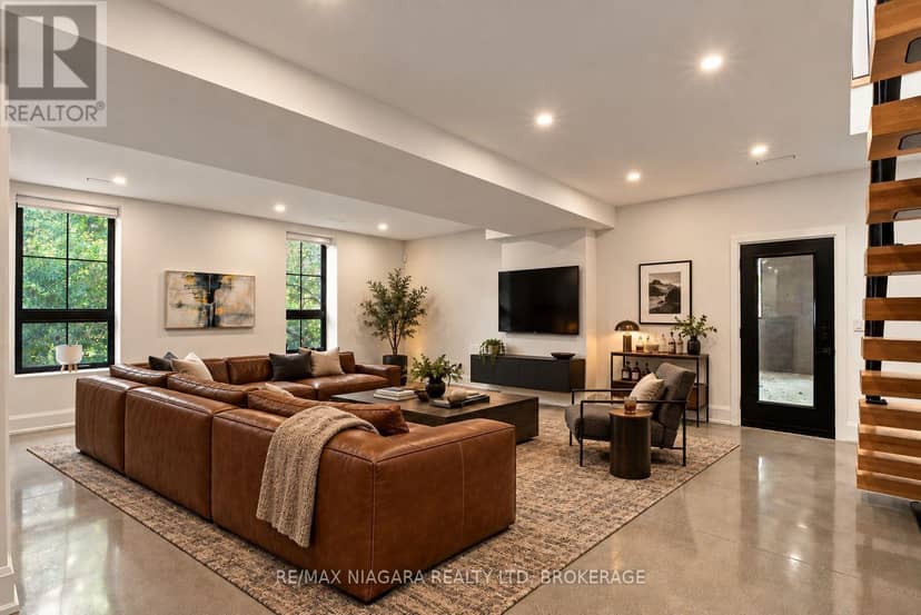 29 Yates Street — photo 38 of 40