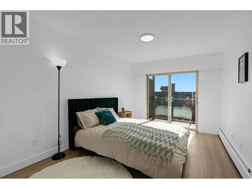 201 225 W 3RD STREET, North Vancouver, photo 4