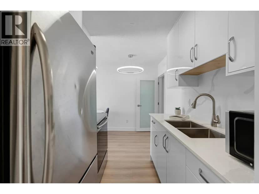 201 225 W 3RD STREET, North Vancouver, photo 8
