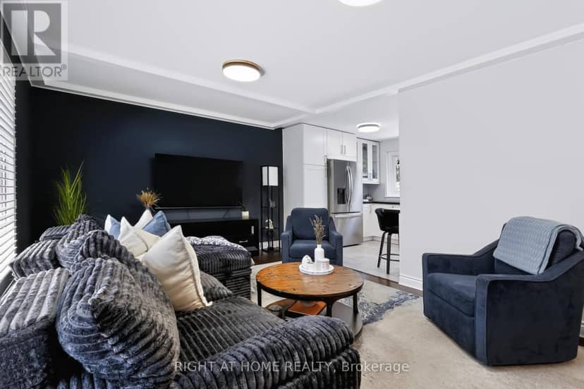 493 Forestwood Crescent, Burlington, photo 3