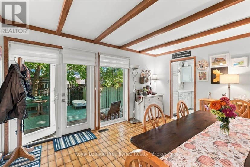 33 Lesley Drive — photo 11 of 38