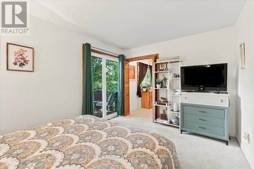 33 Lesley Drive — photo 24 of 38