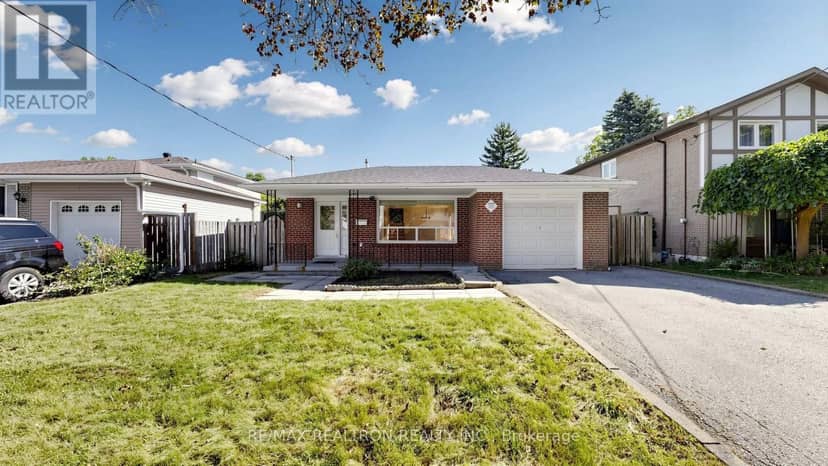 23 Lesgay Crescent — photo 1 of 40