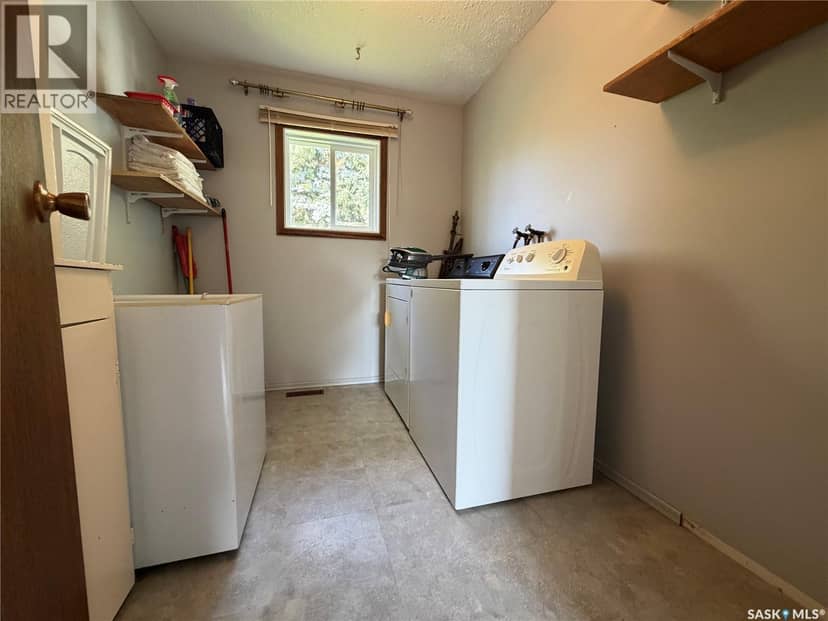 804 Thompson STREET — photo 15 of 31