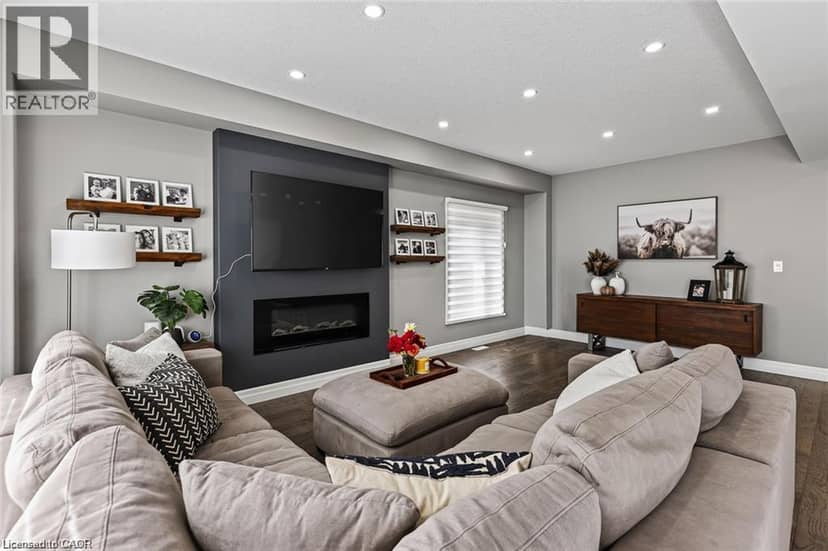 9 GIBBONS Road — photo 15 of 40