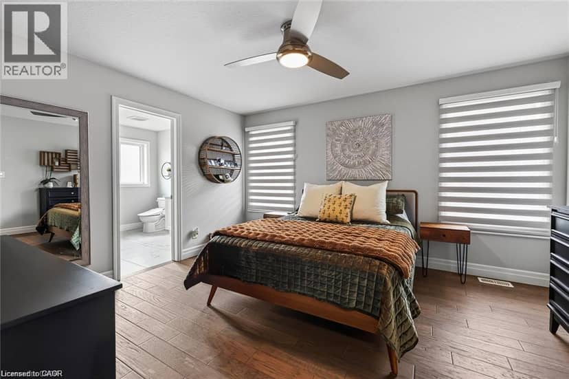 9 GIBBONS Road — photo 26 of 40