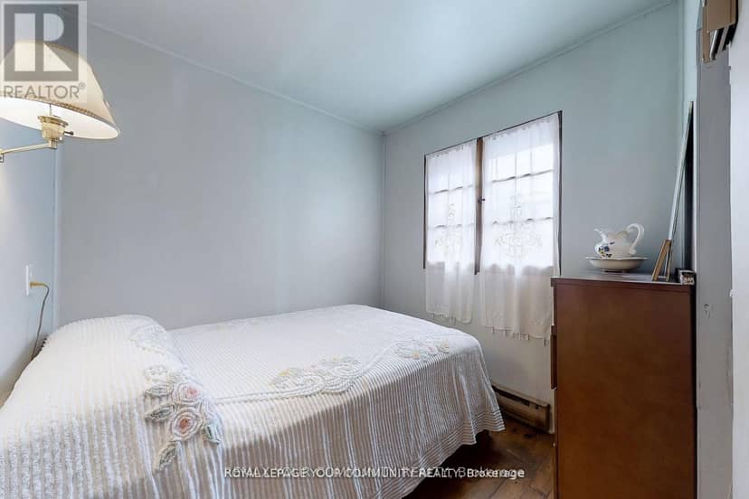 1207 Tiny Beaches Road S — photo 16 of 36