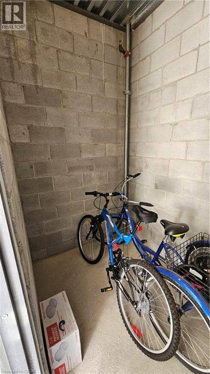 5 SPOONER Crescent Unit# 314 — photo 11 of 40