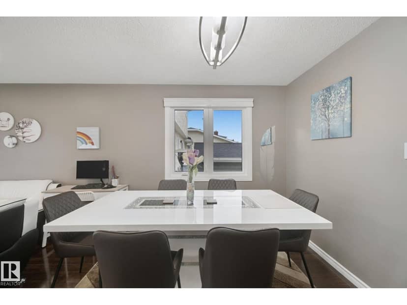 18525 86A AV NW — photo 11 of 40