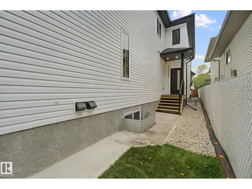 11322 91 St. NW, Edmonton, photo 4