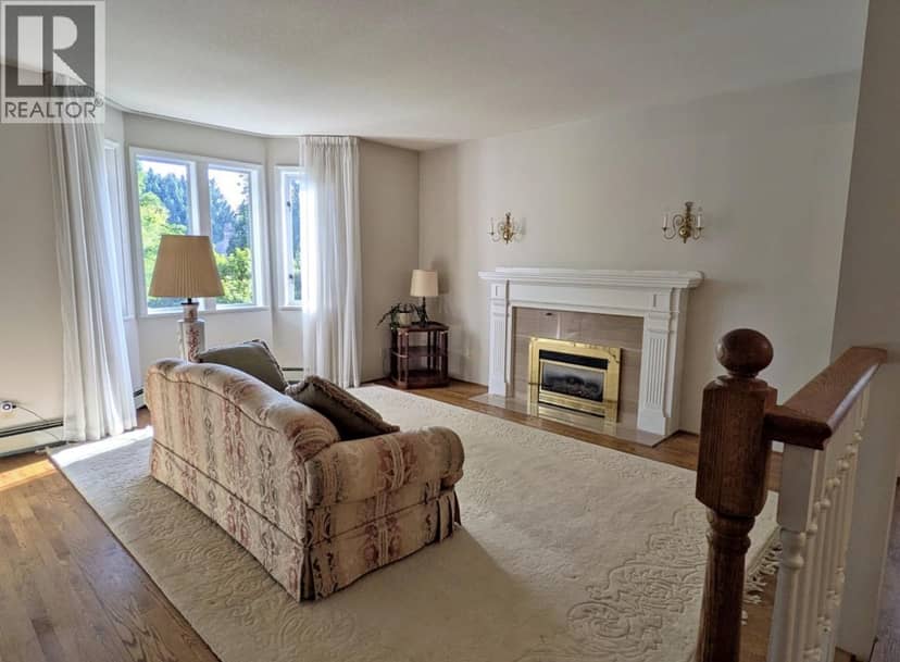 1590 GLEN ABBEY DRIVE, Burnaby, photo 3