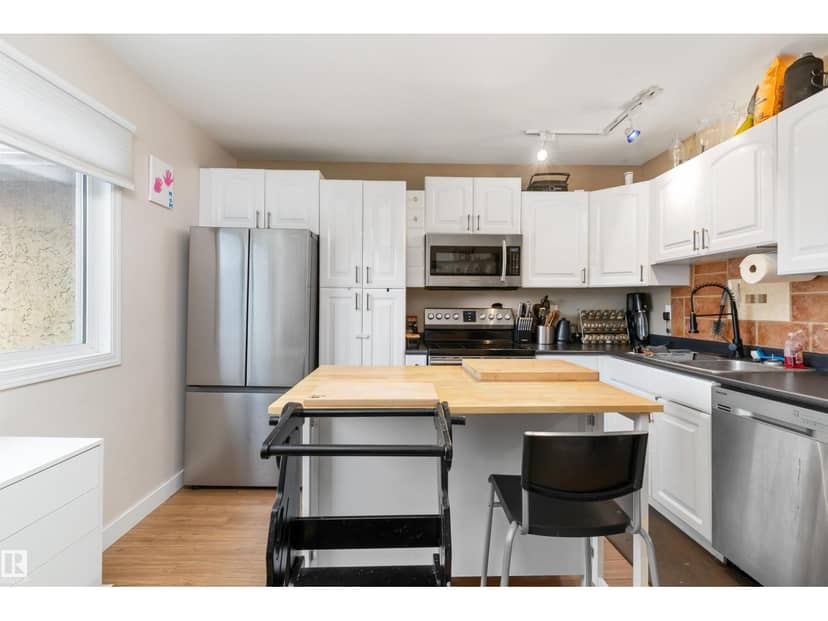 18045 96 AV NW, Edmonton, photo 5