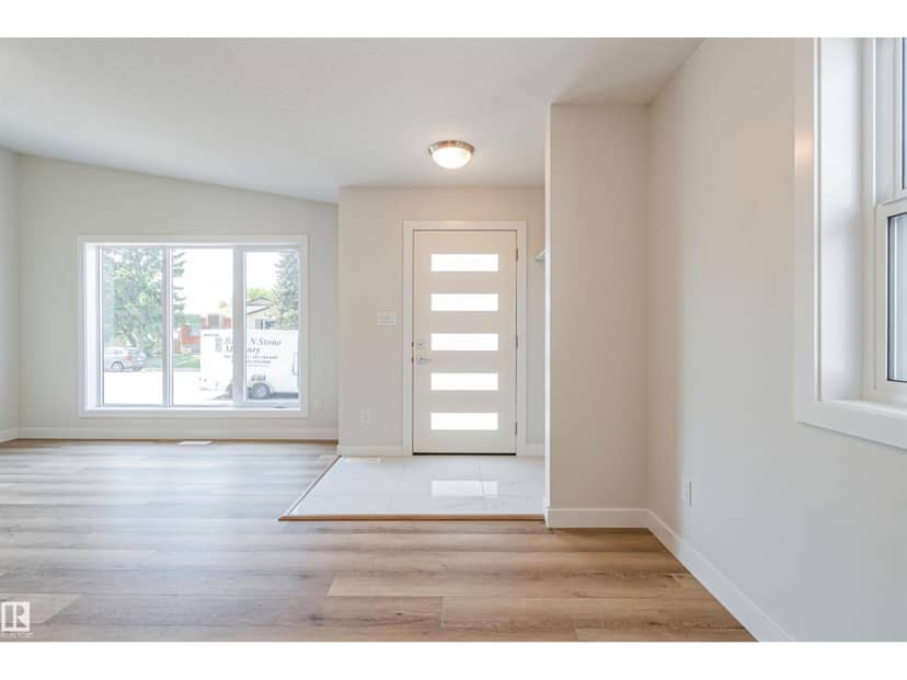 12117 85 ST NW, Edmonton, photo 3