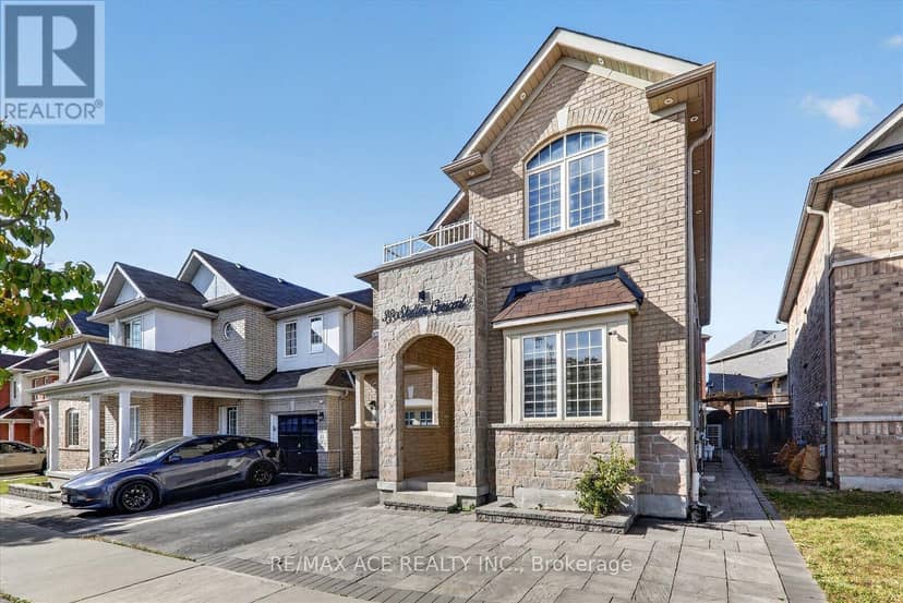 39 Skelton Crescent — photo 2 of 40