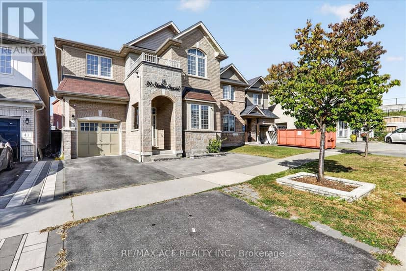 39 Skelton Crescent — photo 3 of 40