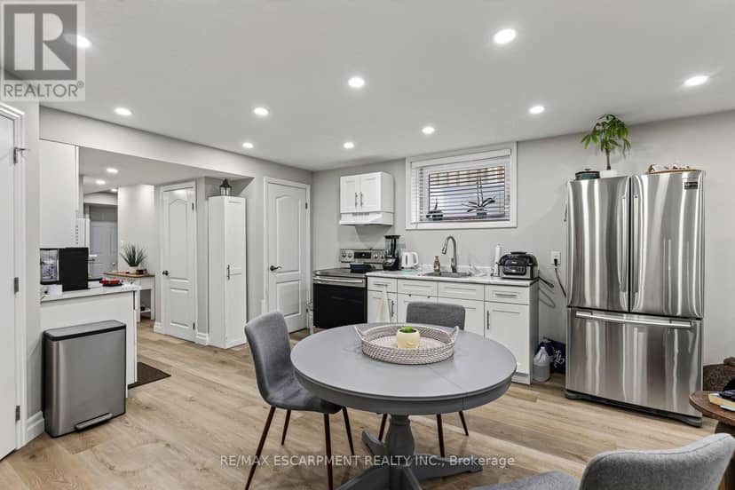 9 Gibbons Road — photo 35 of 40