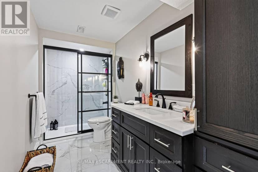 9 Gibbons Road — photo 38 of 40