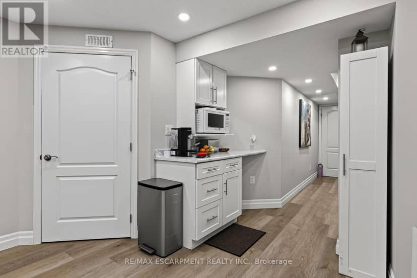 9 Gibbons Road — photo 40 of 40