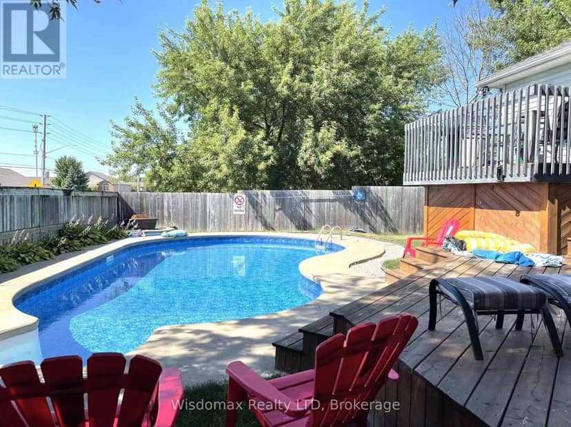 8272 Woodsview Crescent, Niagara Falls, photo 2