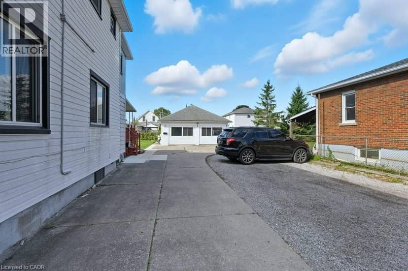 111 MCALPINE Avenue S — photo 39 of 40