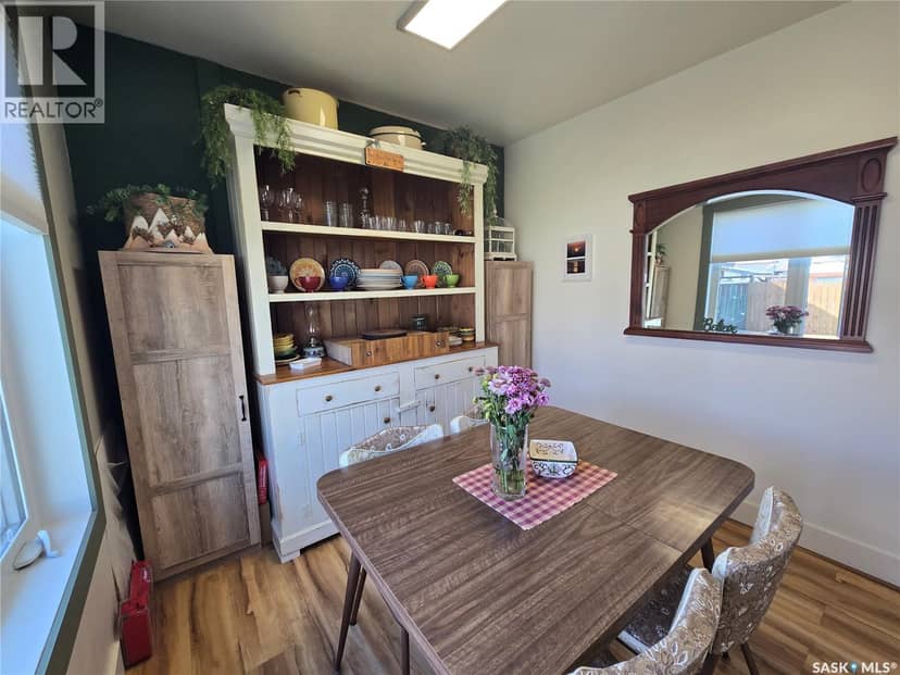 61 Antrim STREET — photo 9 of 40