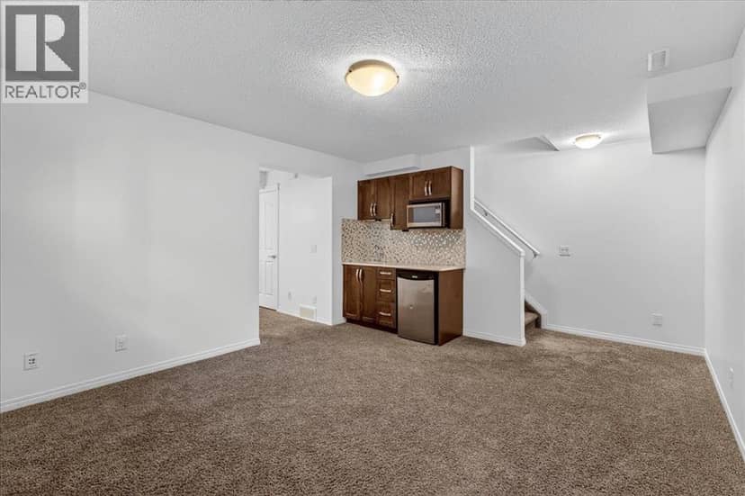 24 Auburn Meadows Green SE — photo 18 of 40