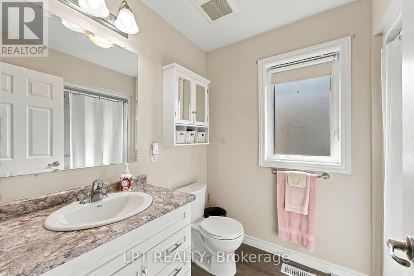 102 Huron Heights Drive — photo 30 of 40