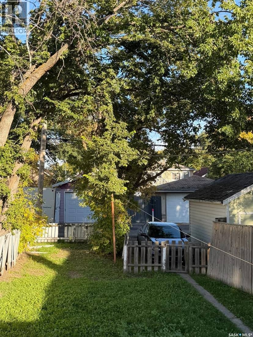 2027 Montreal STREET — photo 11 of 16