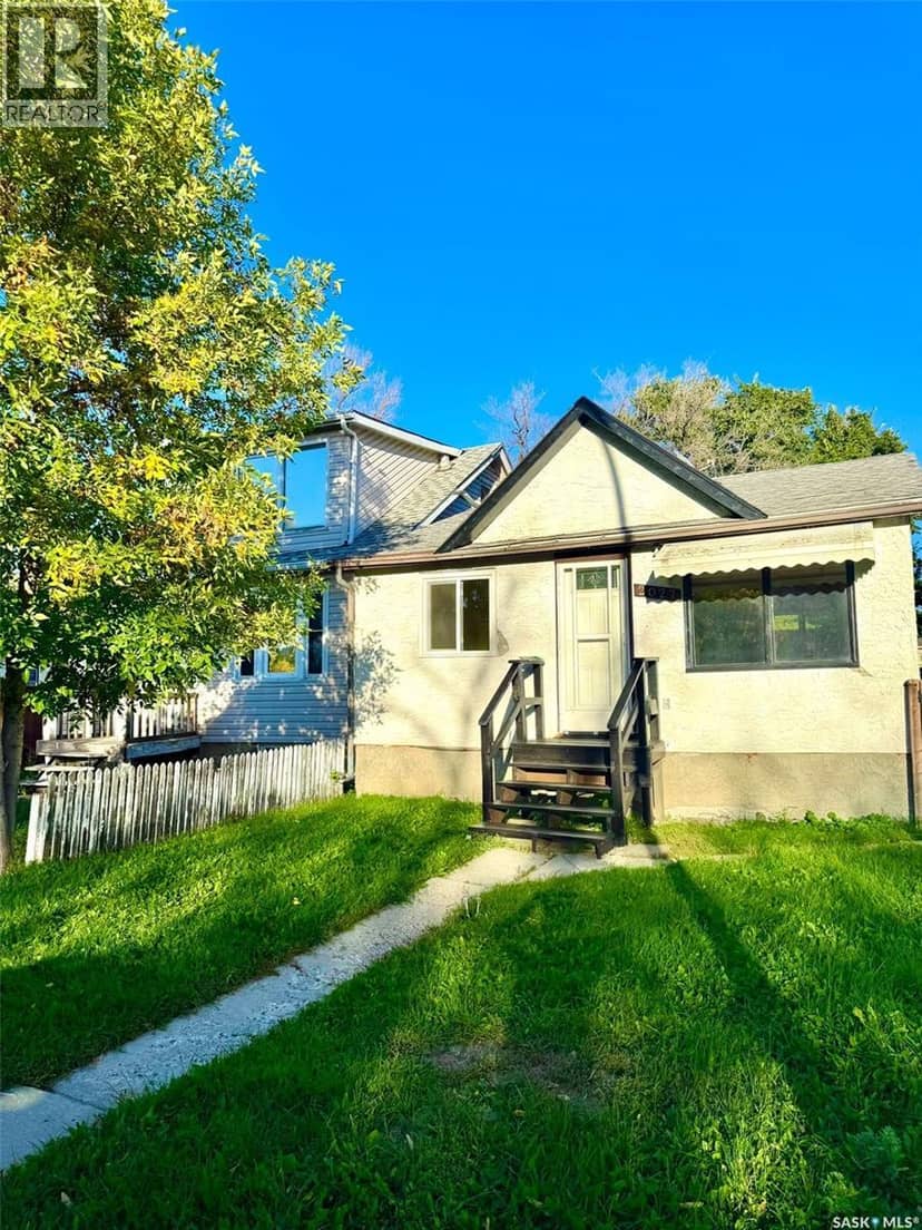 2027 Montreal STREET, Regina, photo 2