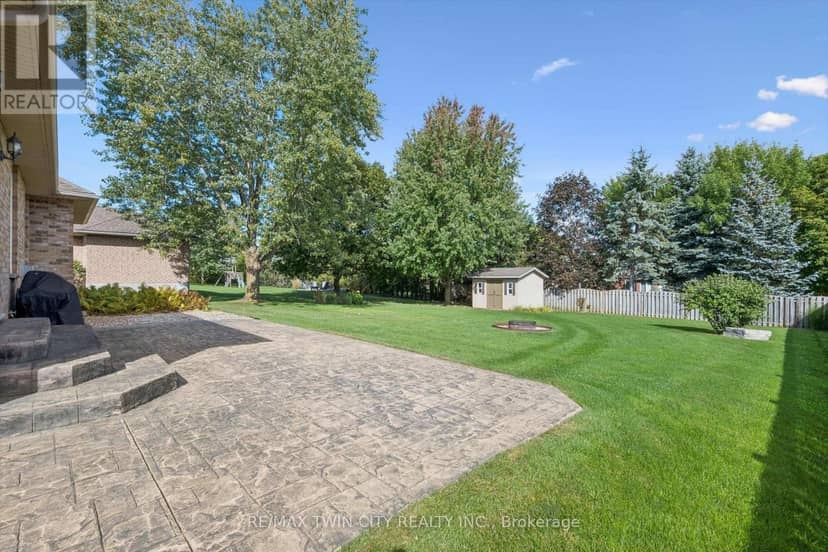 8 Chancellor Drive — photo 25 of 33
