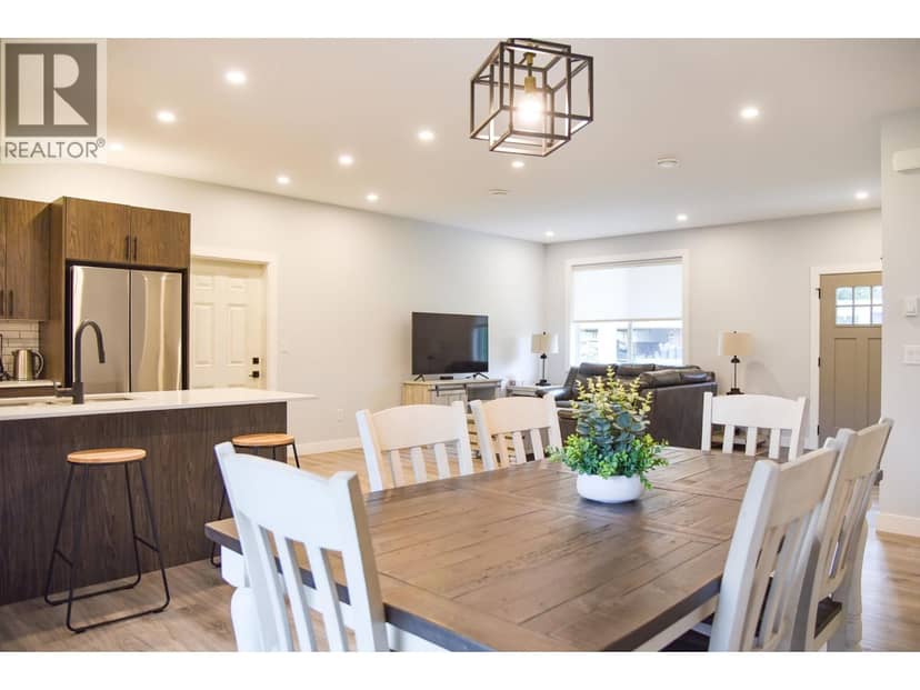 3415 BRUCE STREET, Terrace, photo 7