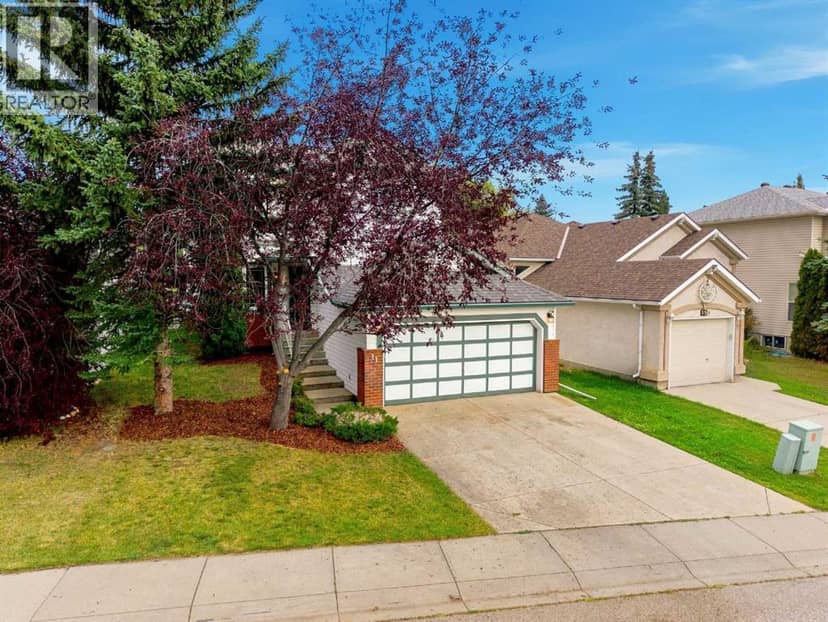 11 Somercrest Circle SW, Calgary, photo 2