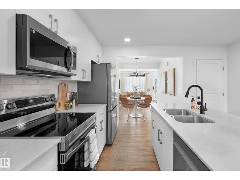 20934 24 AV NW, Edmonton, photo 5