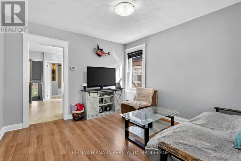 214 Niagara Street, St. Catharines, photo 8