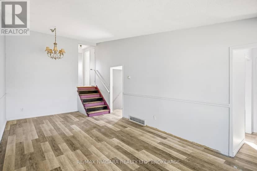 6916 Dolphin Street — photo 17 of 40